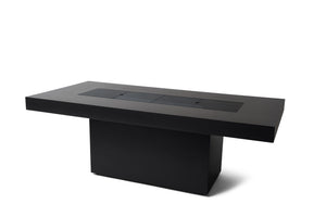 Glass cover plate fitted to an EcoSmart Gin 90 Dining fire table in graphite
